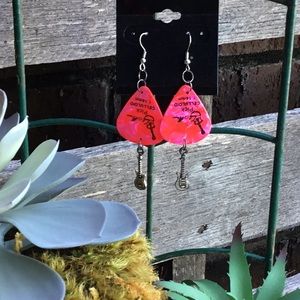 Hot pink / guitar charms earrings